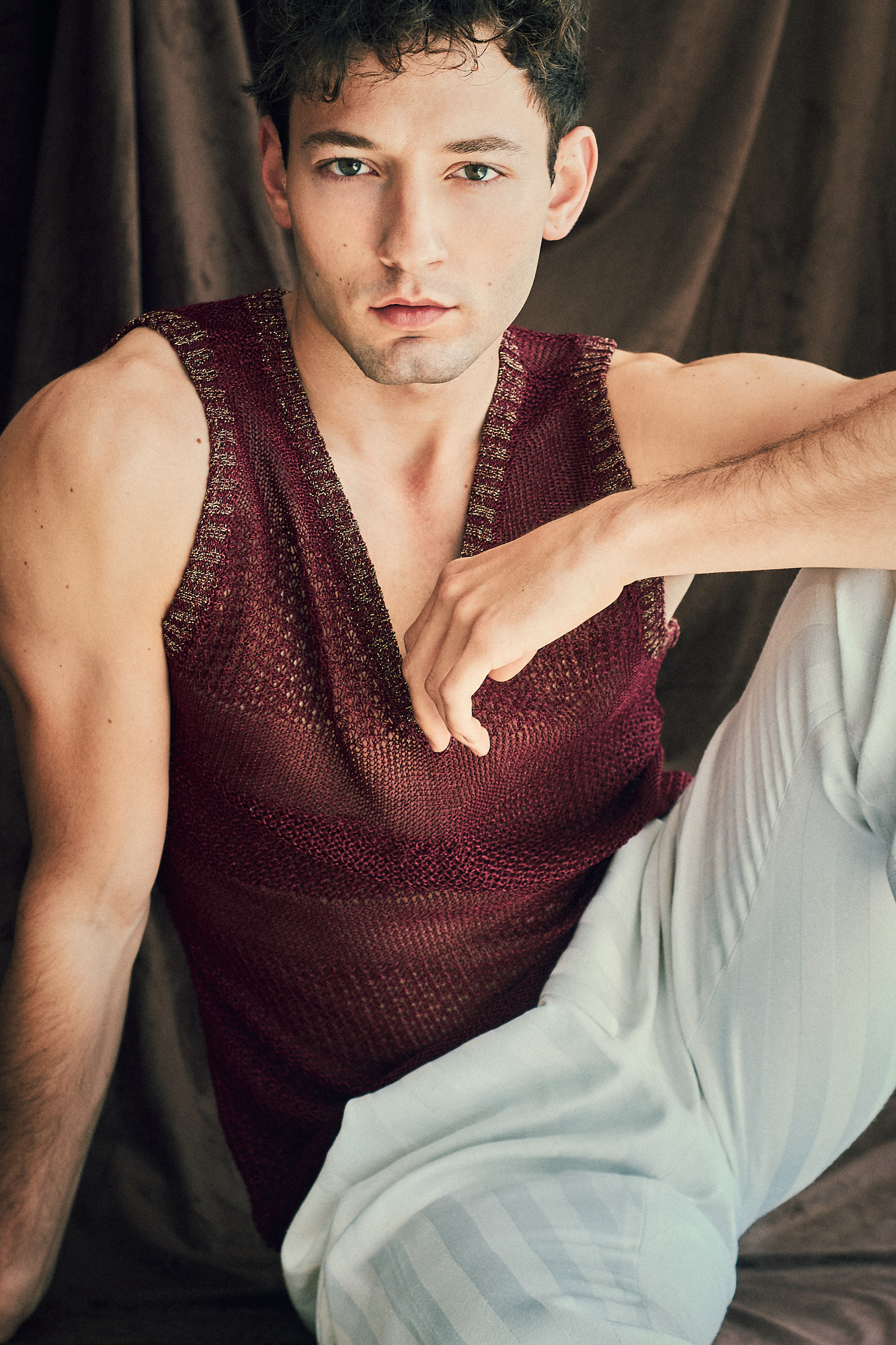 fashion editorial portrait guille castillo studio lighting